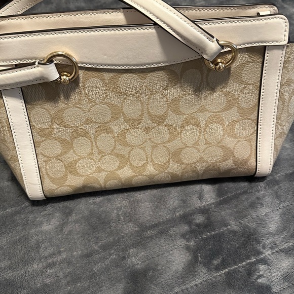 Coach Purse - Picture 3 of 3